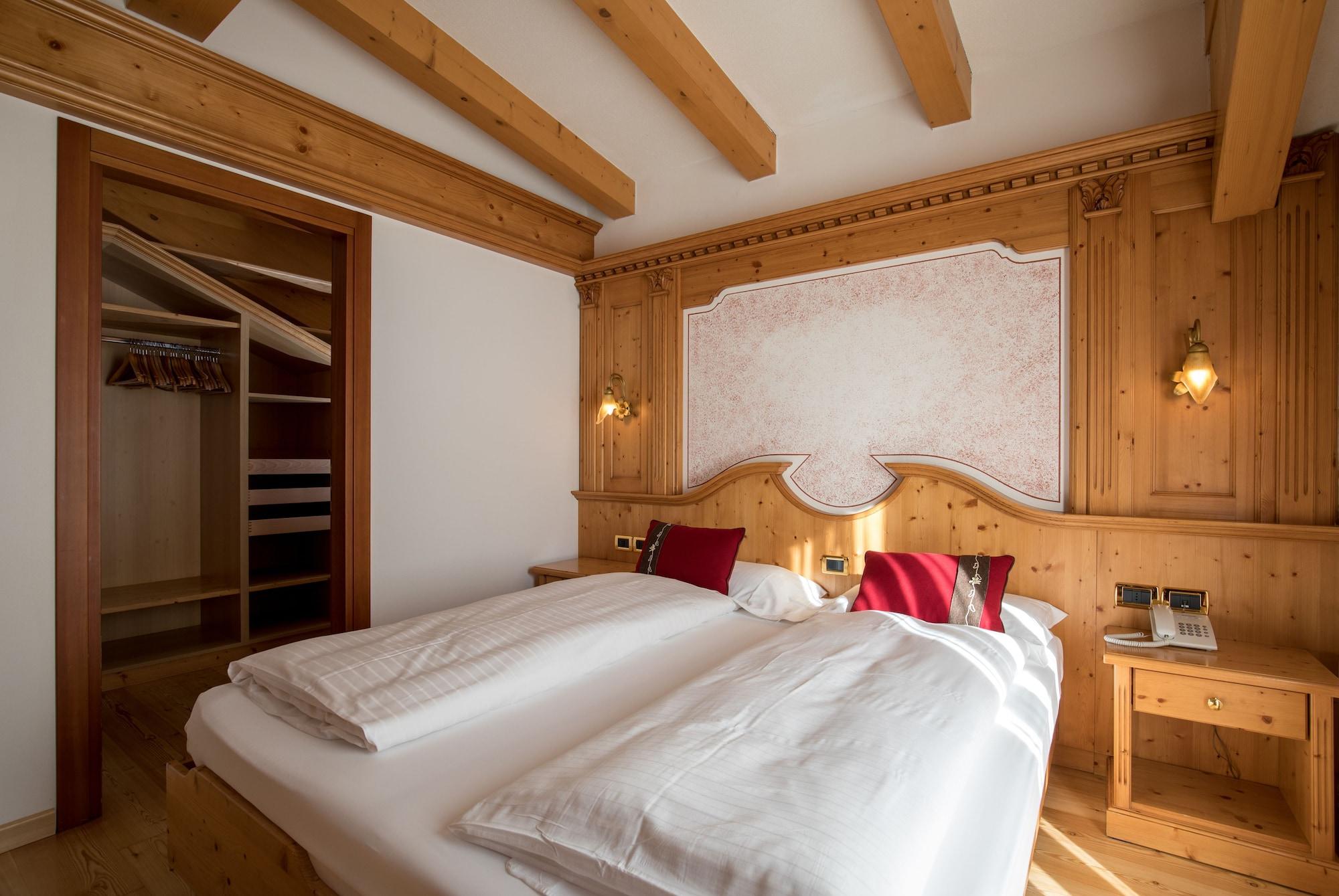 Hotel Chalet All'Imperatore Madonna エクステリア 写真