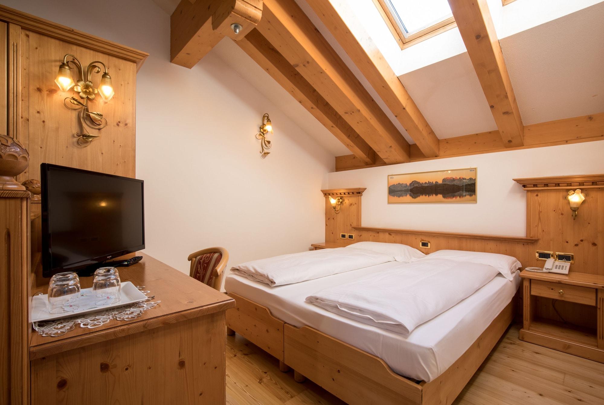 Hotel Chalet All'Imperatore Madonna エクステリア 写真