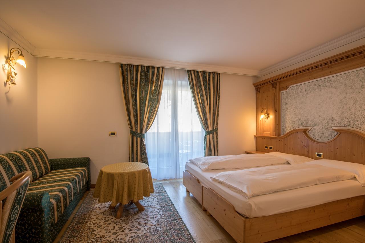 Hotel Chalet All'Imperatore Madonna エクステリア 写真